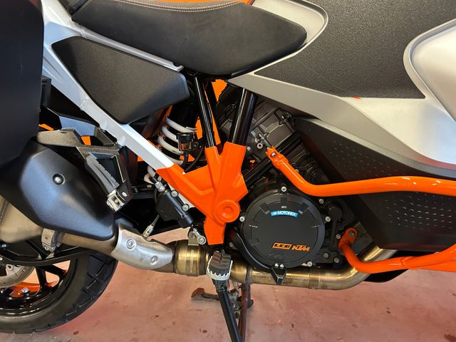 ktm - 1290-super-adventure-s