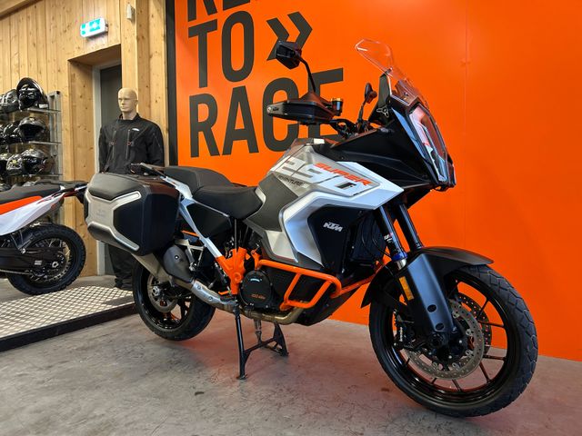 ktm - 1290-super-adventure-s