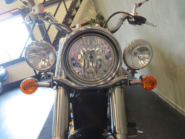 suzuki - vl-800-volusia
