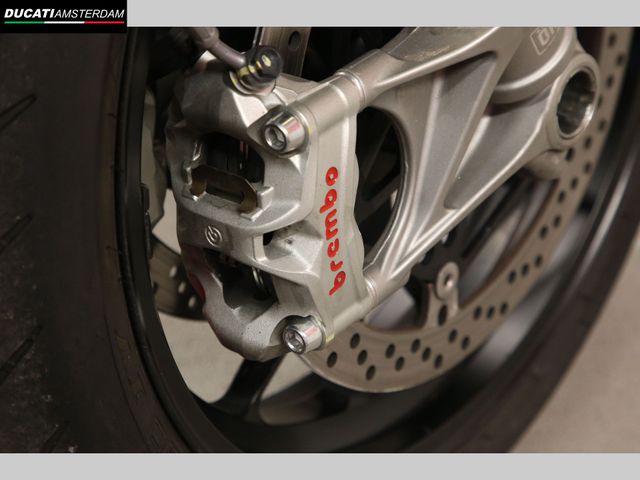 ducati - multistrada-v4-s-pikes-peak