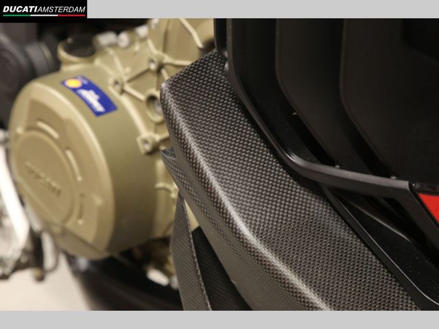 ducati - multistrada-v4-s-pikes-peak