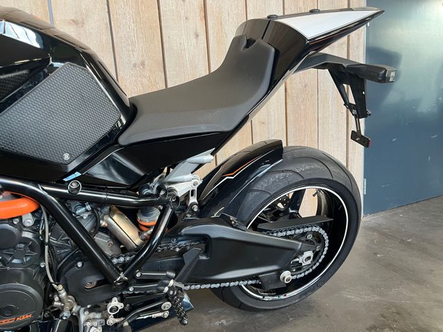 ktm - 1190-rc-8