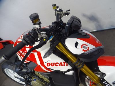 DUCATI STREETFIGHTER V4 S – foto 4