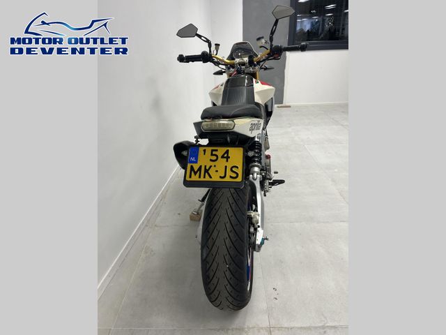 aprilia - dorsoduro-750