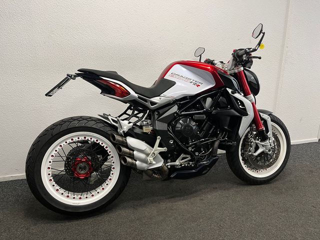 mv-agusta - brutale-800-dragster