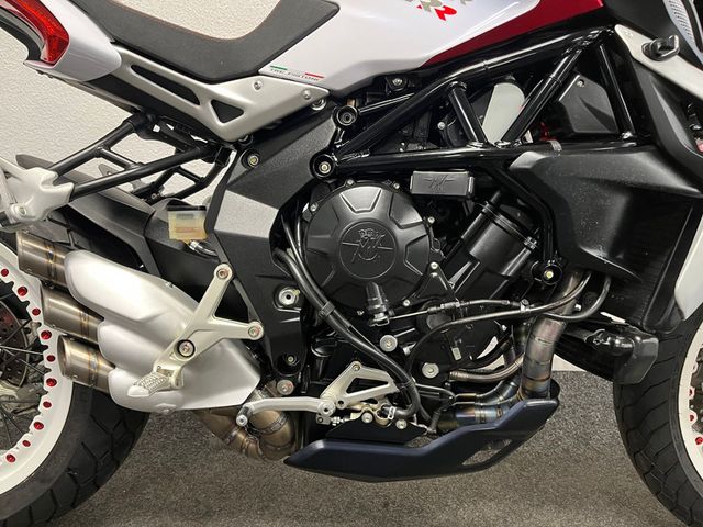 mv-agusta - brutale-800-dragster