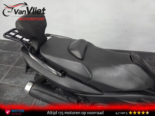 yamaha - tmax-blackmax