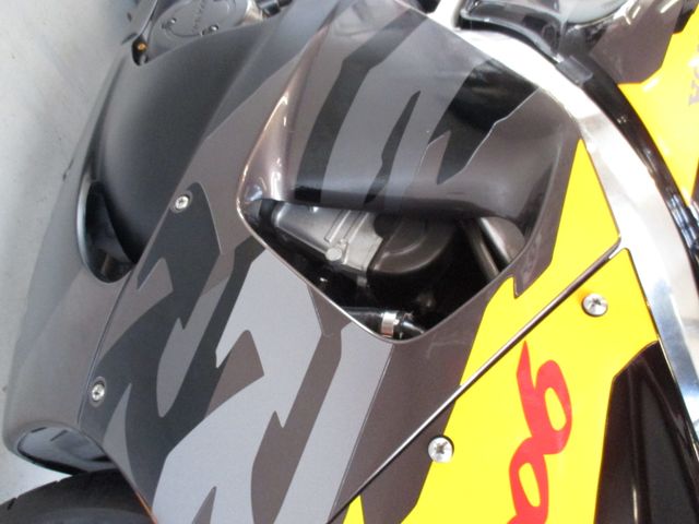 honda - cbr-900-rr-fireblade