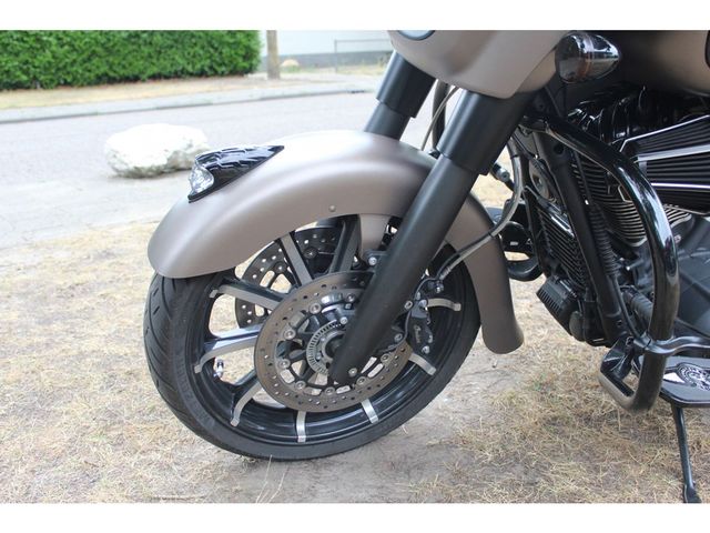 indian - chieftain-dark-horse