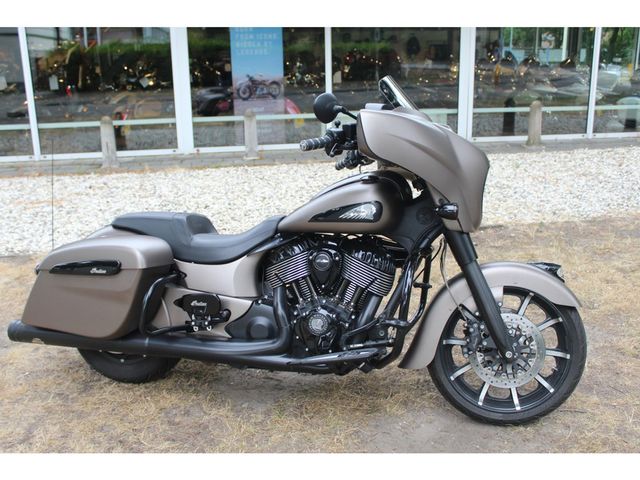 indian - chieftain-dark-horse