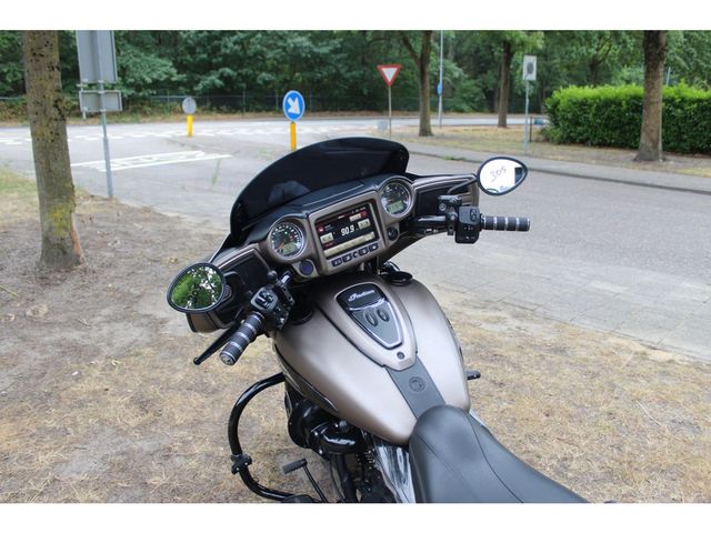 indian - chieftain-dark-horse