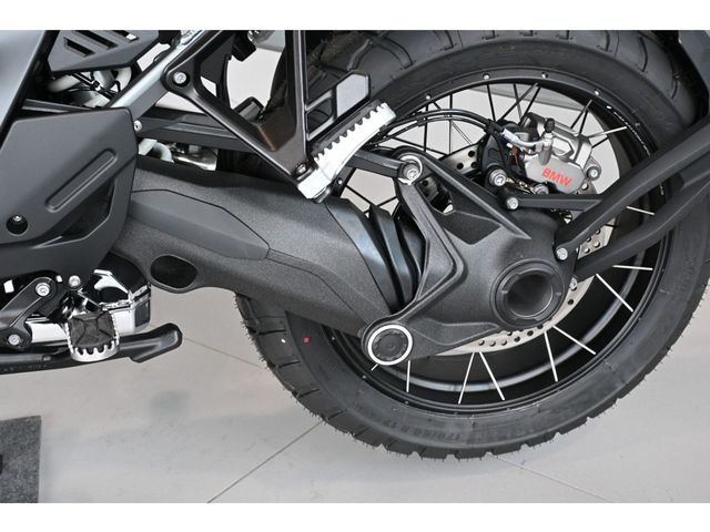 bmw - r-1300-gs-adventure-triple-black