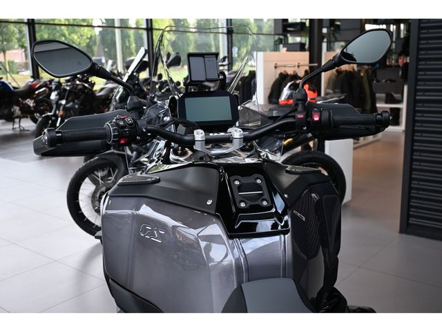 bmw - r-1300-gs-adventure-triple-black
