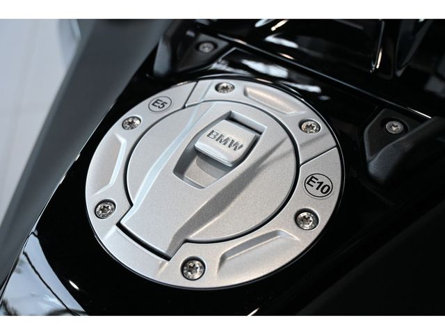 bmw - r-1300-gs-adventure-triple-black