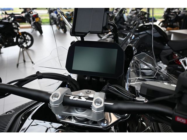 bmw - r-1300-gs-adventure-triple-black