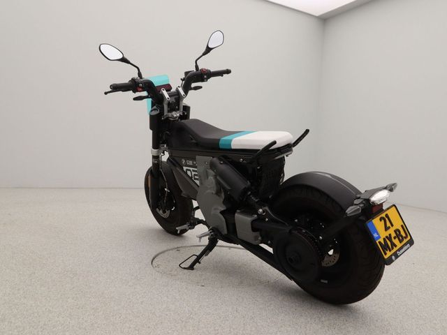 bmw - ce-02