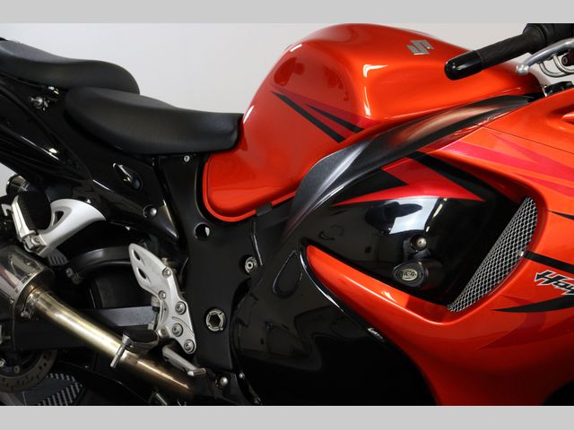 suzuki - gsx-r-1300-hayabusa