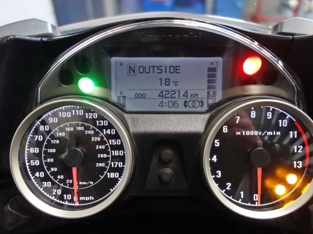 kawasaki - 1400-gtr
