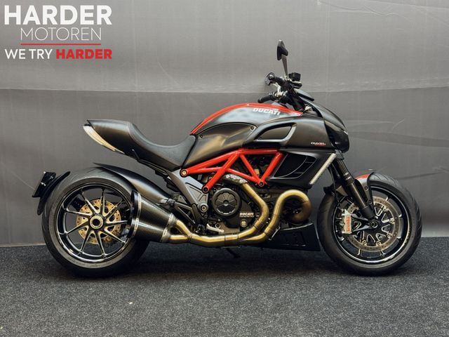ducati - diavel-carbon