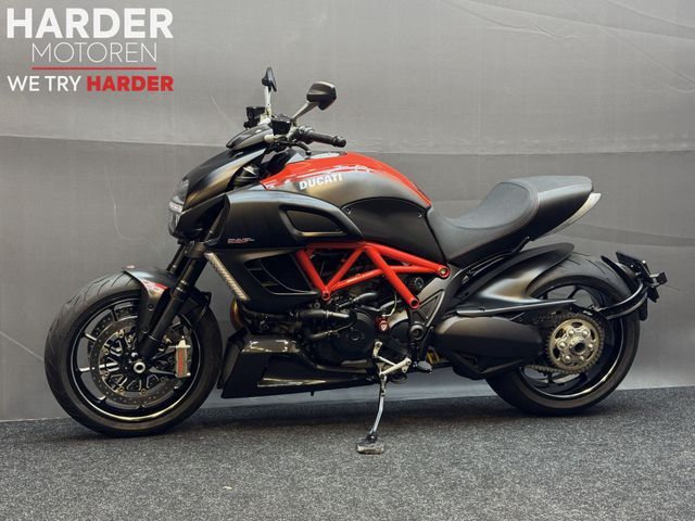 ducati - diavel-carbon