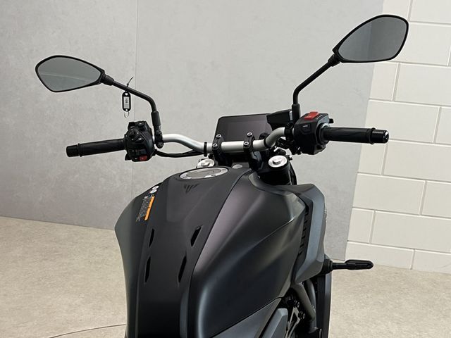 yamaha - mt-07-y-amt