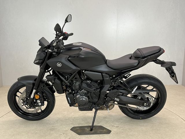 yamaha - mt-07-y-amt