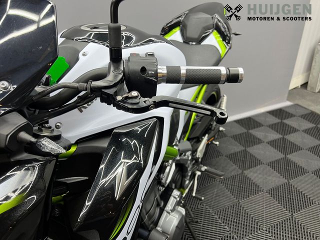 kawasaki - z900