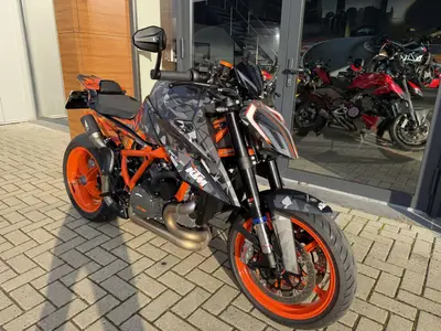 KTM 1290 SUPER DUKE R EVO – foto 2