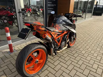 KTM 1290 SUPER DUKE R EVO – foto 3