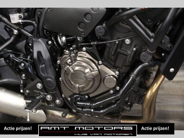 yamaha - xsr-700-abs