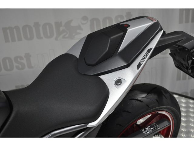 suzuki - gsx-8r