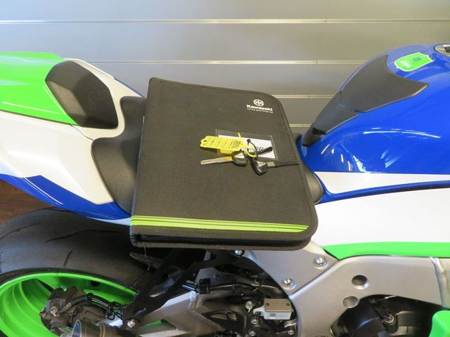 kawasaki - ninja-zx-10r-40th-anniversary-edition