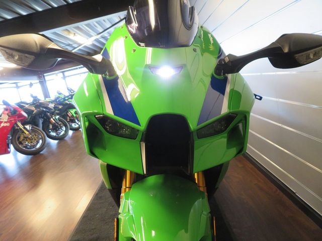 kawasaki - ninja-zx-10r-40th-anniversary-edition