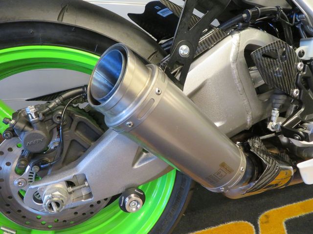 kawasaki - ninja-zx-10r-40th-anniversary-edition