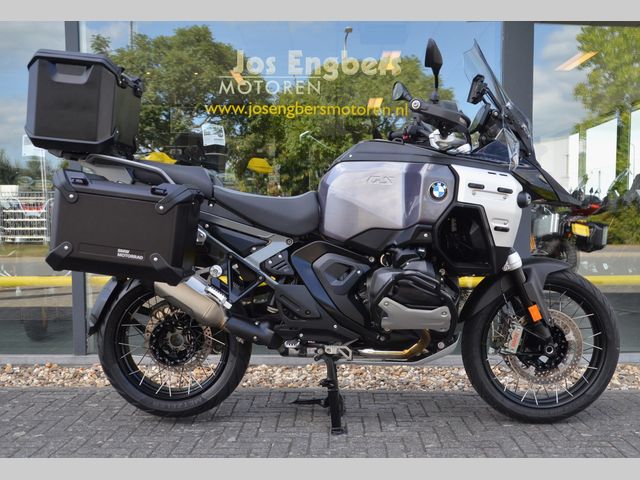 bmw - r-1300-gs-adventure-triple-black