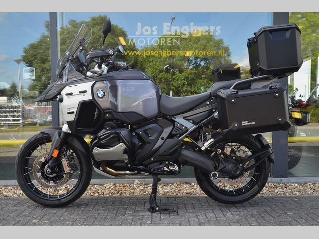bmw - r-1300-gs-adventure-triple-black