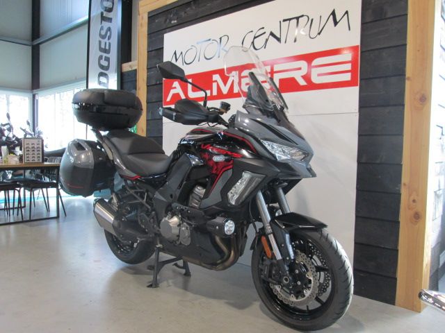 kawasaki - versys-1000-se-grand-tourer