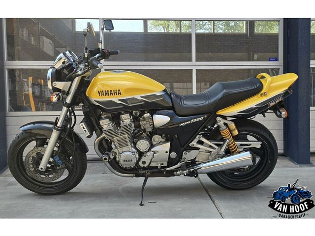 yamaha - xjr-1300