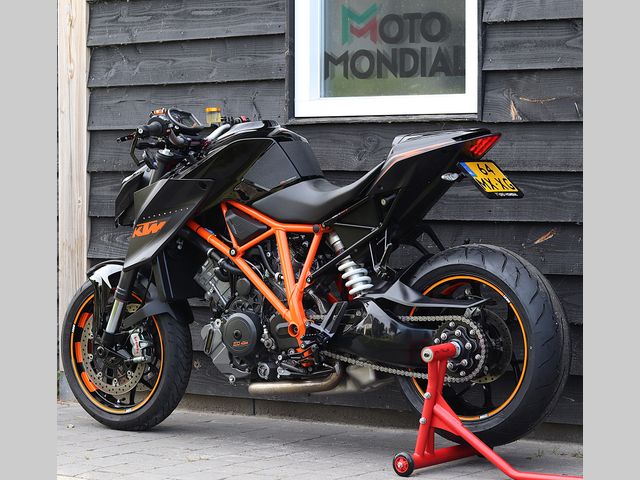 ktm - 1290-super-duke-r