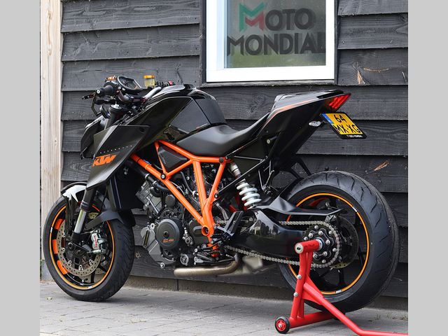 ktm - 1290-super-duke-r