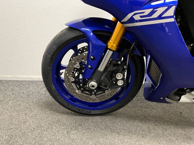 yamaha - yzf-r1