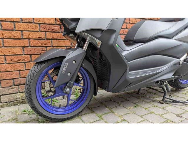 yamaha - x-max-300-abs