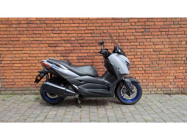yamaha - x-max-300-abs