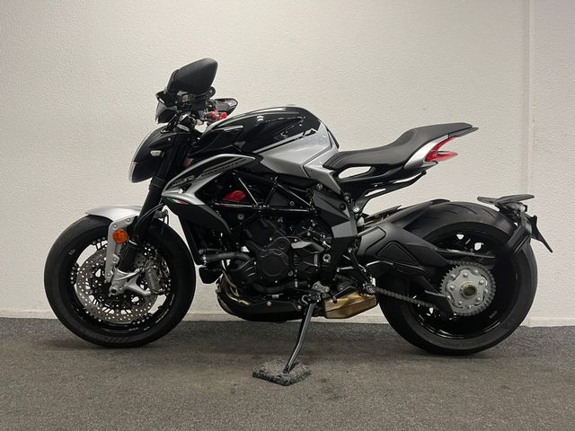 mv-agusta - dragster-800-rr