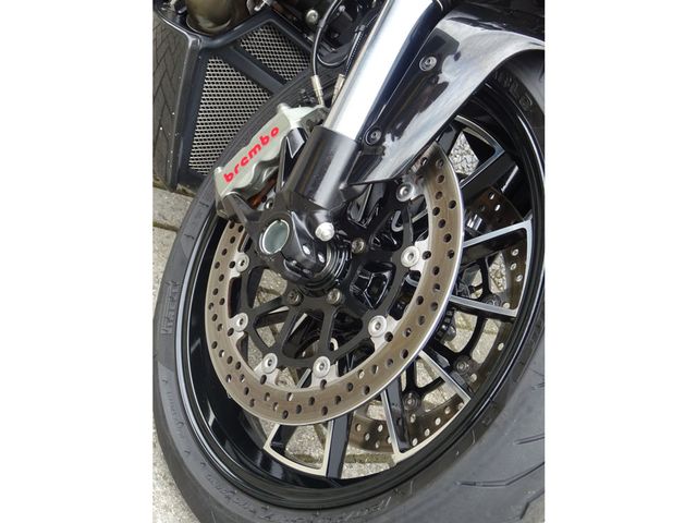ducati - diavel