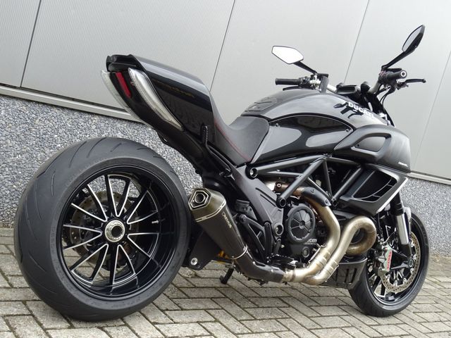 ducati - diavel