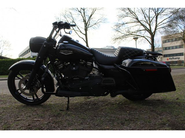 harley-davidson - road-king-flhr