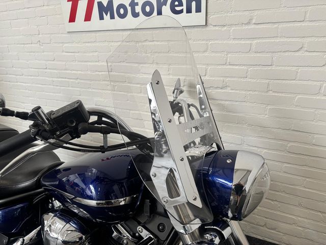 yamaha - xvs-1300-a-midnight-star