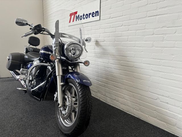 yamaha - xvs-1300-a-midnight-star