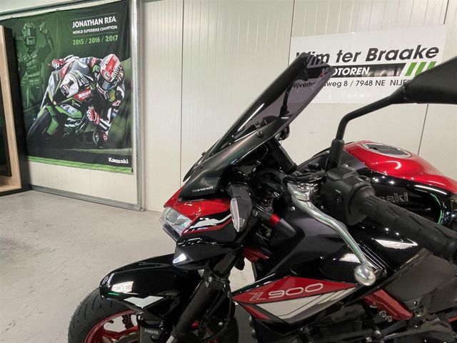 kawasaki - z900